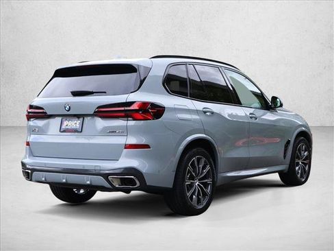 Used 2026 BMW X5 xDrive40i w/ M Sport Package AWD/4WD image 6