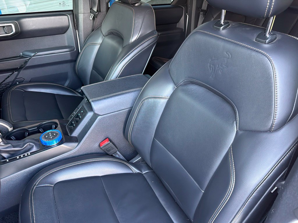 Used 2025 Ford Bronco Badlands AWD/4WD image 9