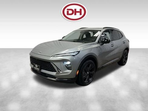 Used 2024 Buick Envision Sport Touring image 7