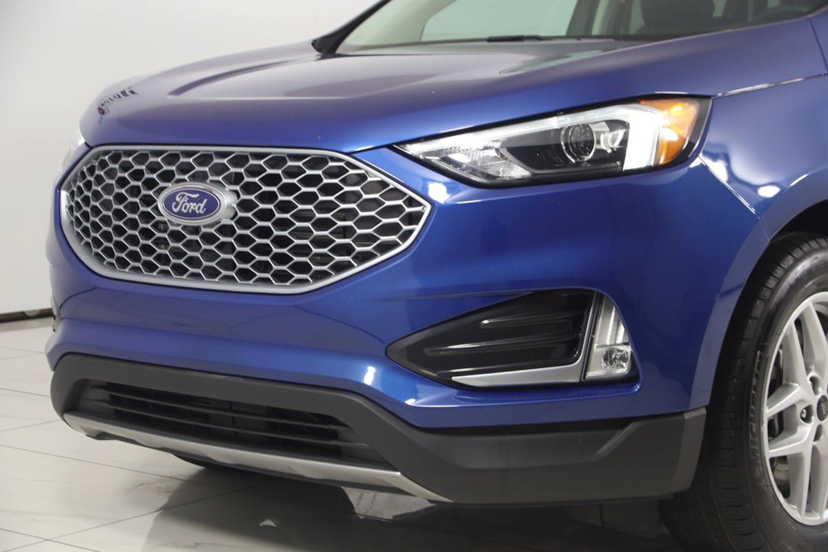 Used 2023 Ford Edge SEL w/ Convenience Package AWD/4WD image 43