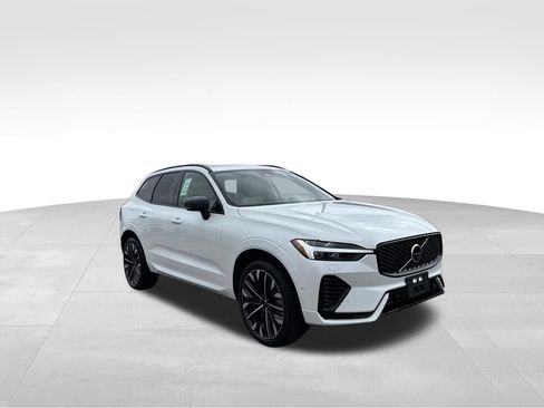 New 2026 Volvo XC60 T8 Ultra w/ Protection Package Premier AWD/4WD image 7