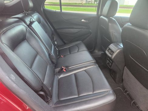Used 2018 Chevrolet Equinox Premier AWD/4WD image 25