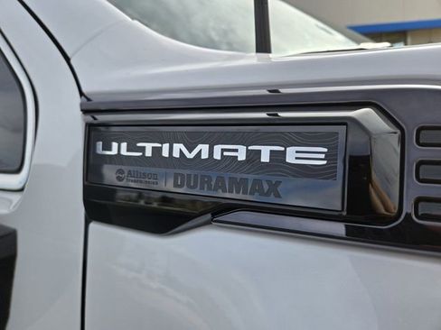 Used 2024 GMC Sierra 2500 Denali Ultimate AWD/4WD image 48