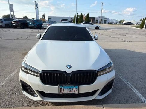 Used 2023 BMW 530i xDrive w/ M Sport Package AWD/4WD image 2