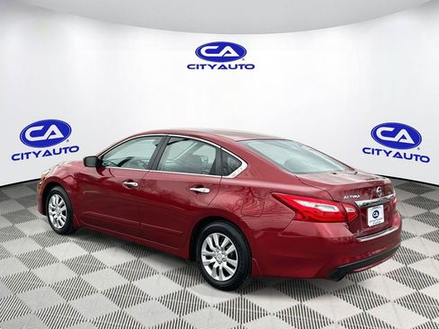 Used 2017 Nissan Altima 2.5 S w/ Power Driver Seat Package image 6