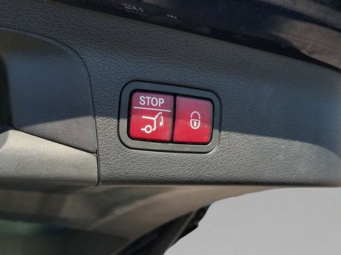 Certified 2022 Mercedes-Benz GLS 450 4MATIC image 12