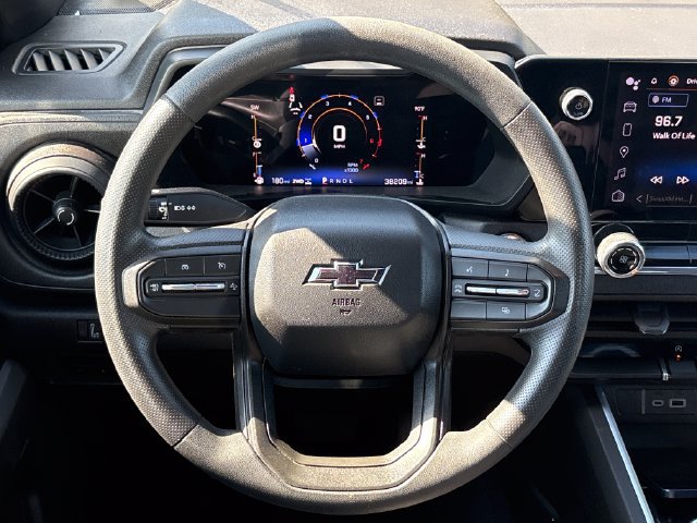 Used 2023 Chevrolet Colorado Trail Boss w/ Technology Package AWD/4WD image 16