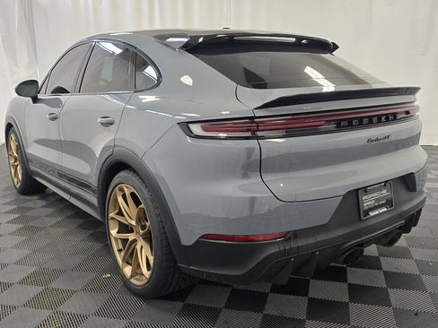 Certified 2024 Porsche Cayenne Turbo GT image 3
