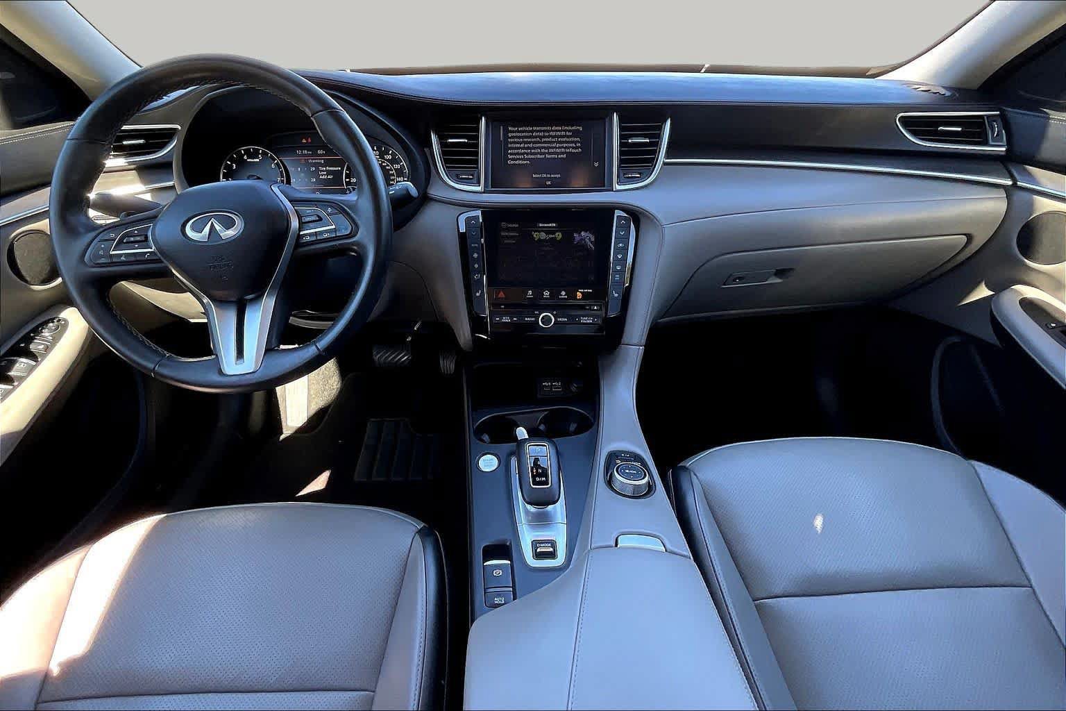 Used 2024 INFINITI QX50 Luxe FWD image 16