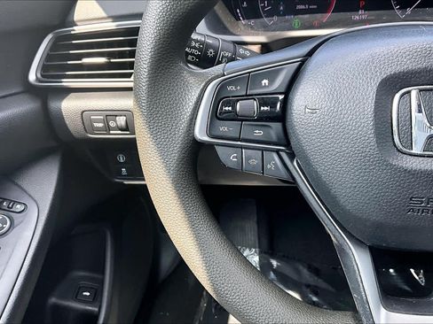 Used 2020 Honda Accord EX image 24