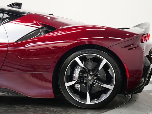 Used 2021 Ferrari SF90 Stradale image 67
