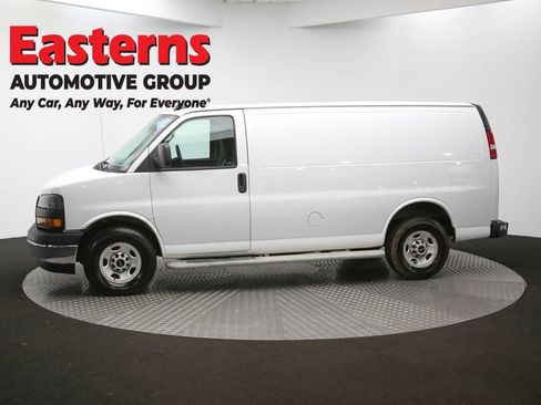 Used 2020 GMC Savana 2500 w/ Driver Convenience Package RWD image 54