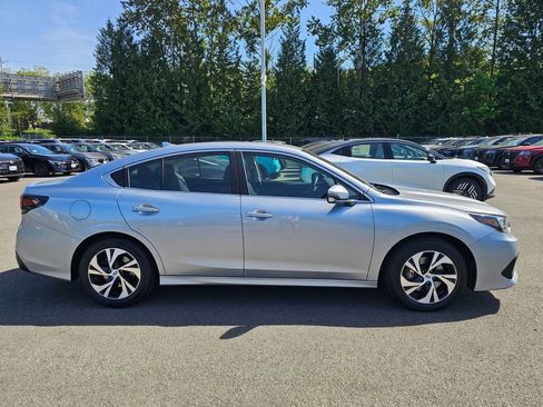 Used 2022 Subaru Legacy Premium AWD/4WD image 4
