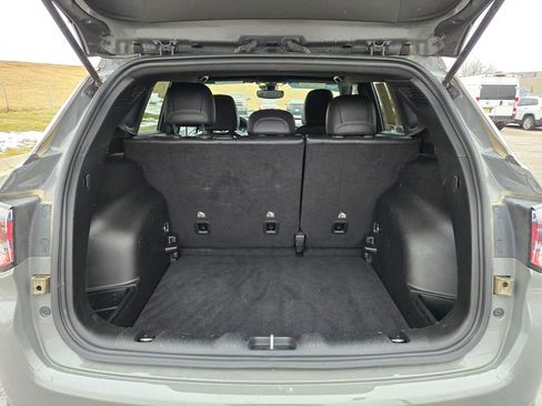 Used 2023 Jeep Compass Latitude w/ Mopar Graphics Package image 29