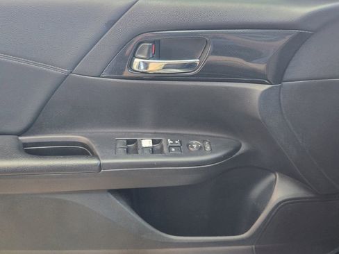 Used 2014 Honda Accord Sport image 21