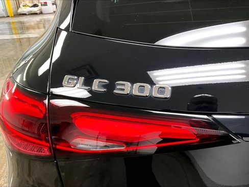 Certified 2026 Mercedes-Benz GLC 300 4MATIC image 33