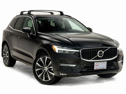 Used 2022 Volvo XC60 B5 Momentum w/ Advanced Package