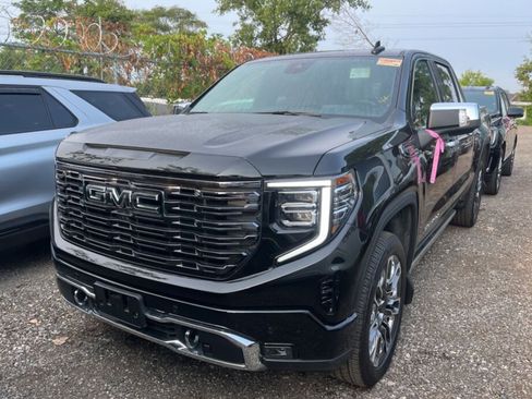 Used 2026 GMC Sierra 1500 Denali Ultimate AWD/4WD image 2