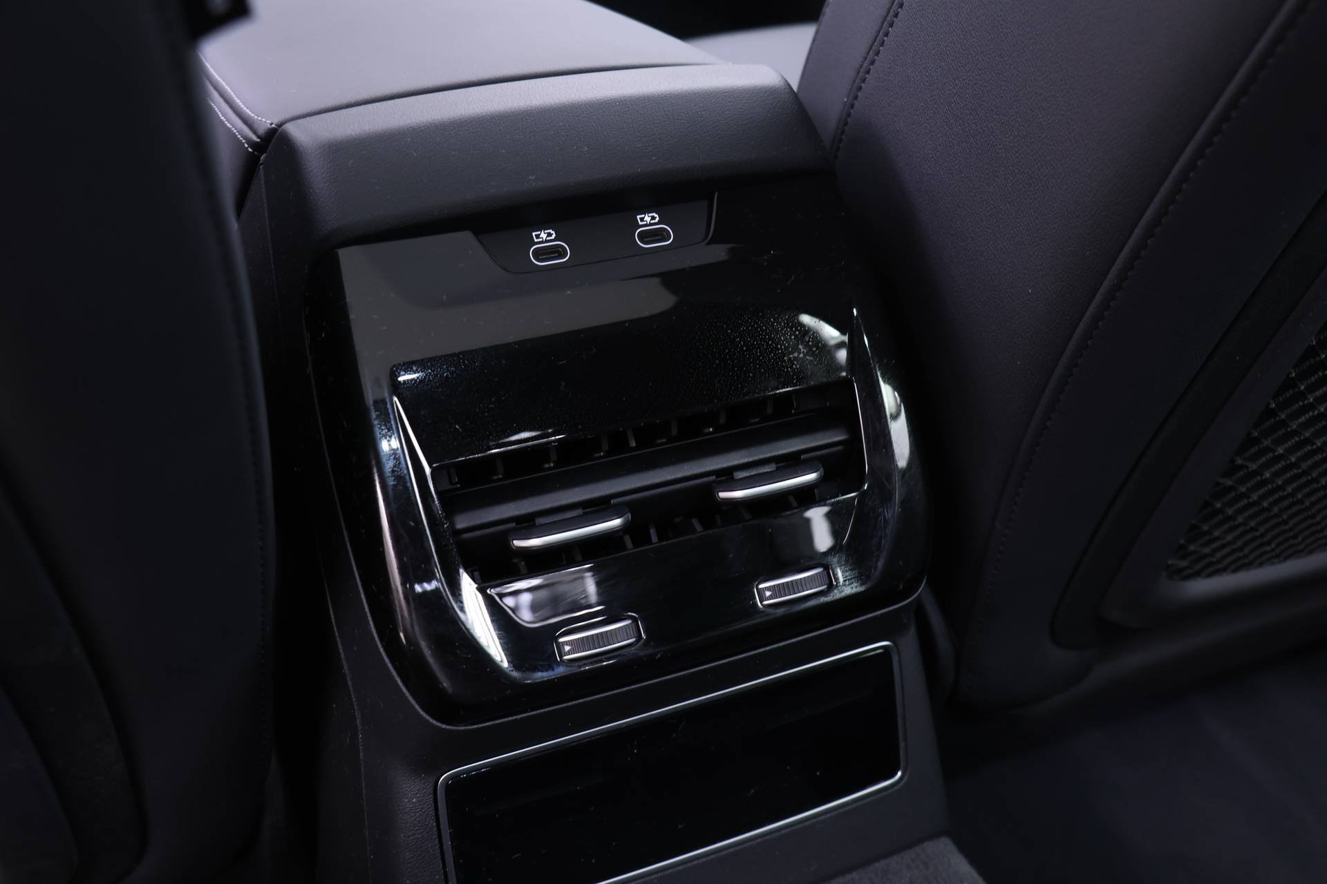 Certified 2026 Audi A6 Premium Plus w/ Premium Plus Package AWD/4WD image 14