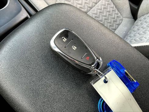 Used 2023 Chevrolet Equinox LS AWD/4WD image 26