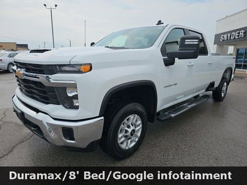 Used 2024 Chevrolet Silverado 2500 LT image 3