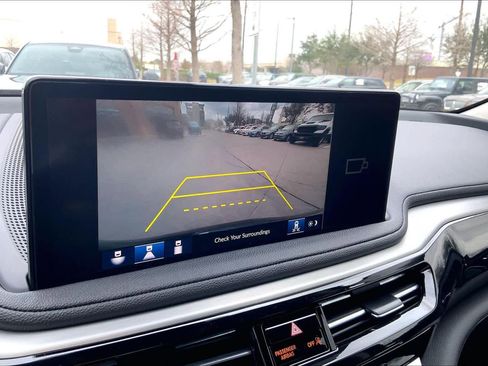 Used 2025 Acura MDX FWD image 27