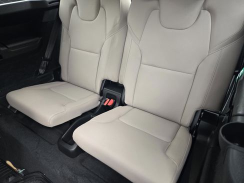 Used 2026 Volvo XC90 B6 Plus w/ Protection Package Premier AWD/4WD image 28