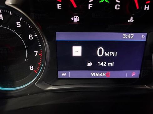 Used 2021 Chevrolet Traverse Premier w/ Redline Edition AWD/4WD image 22