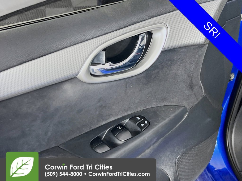 Used 2015 Nissan Sentra SR FWD image 12