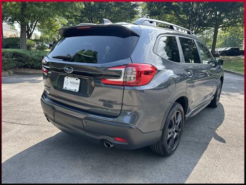 Used 2023 Subaru Ascent Onyx Edition AWD/4WD image 7