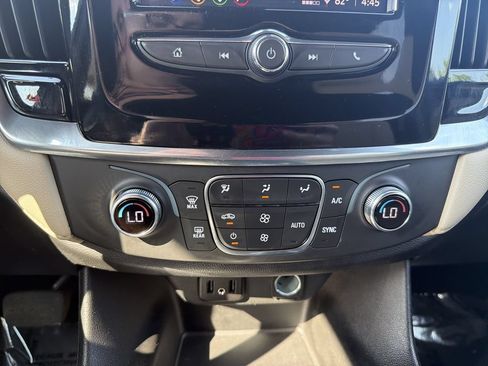 Used 2023 Chevrolet Traverse LS w/ LPO, Floor Liner Package AWD/4WD image 27