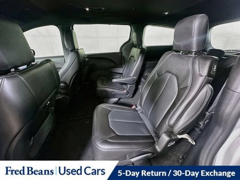 Certified 2024 Chrysler Pacifica Touring-L w/ S Appearance Package FWD image 30