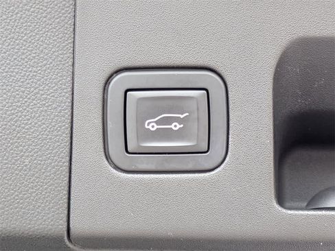 Used 2019 Cadillac XT5 Luxury image 13