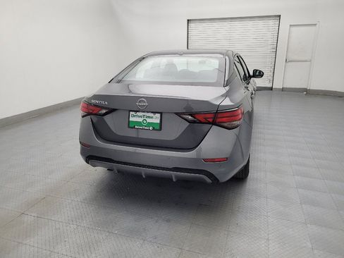 Used 2025 Nissan Sentra SV image 7