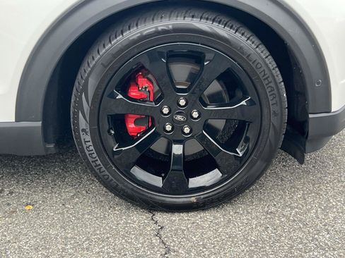 Certified 2021 Ford Explorer ST w/ Equipment Group 401A image 9