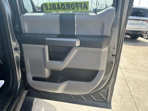 Used 2017 Ford F150 XLT AWD/4WD image 15