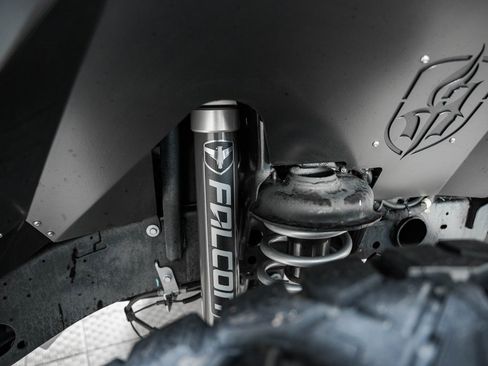 Used 2024 Jeep Wrangler Sport image 18