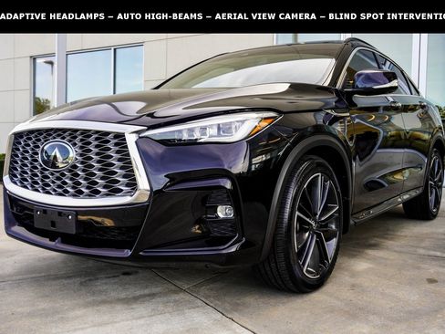 Used 2023 INFINITI QX55 Essential image 2