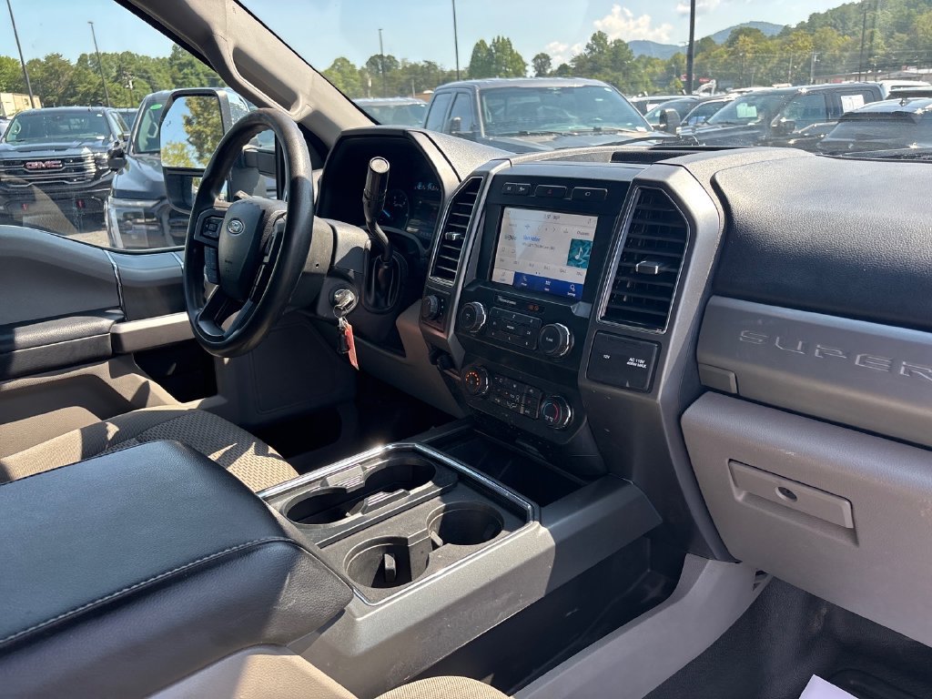 Used 2021 Ford F250 XLT w/ XLT Premium Package AWD/4WD image 15