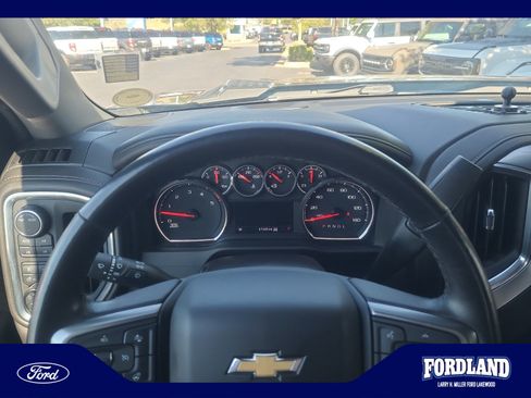 Used 2022 Chevrolet Silverado 2500 LTZ w/ LTZ Plus Package AWD/4WD image 10