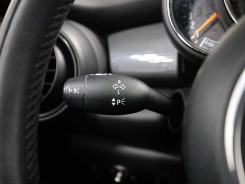 Used 2016 MINI Cooper 2-Door Hardtop image 29