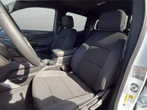 Used 2026 GMC Canyon Elevation image 4