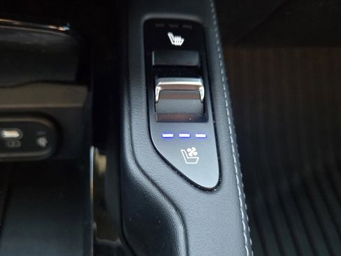 Used 2024 Kia Telluride SX Prestige w/ Towing Package image 26