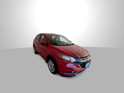 Used 2016 Honda HR-V EX image 2