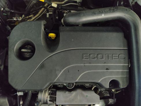 Used 2024 Chevrolet Equinox LT image 30