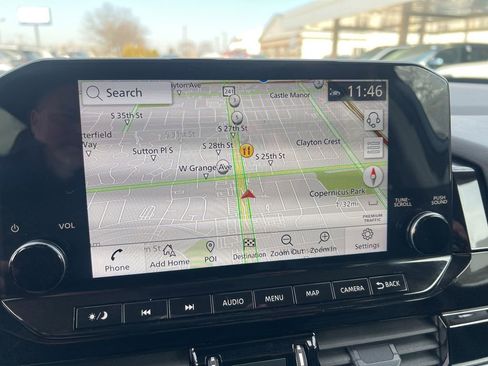 Used 2024 Nissan Pathfinder SL image 53