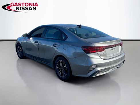 Used 2023 Kia Forte LXS image 6