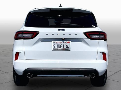 Used 2023 Ford Escape ST-Line FWD image 4