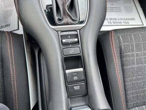 Used 2024 Honda HR-V Sport image 50