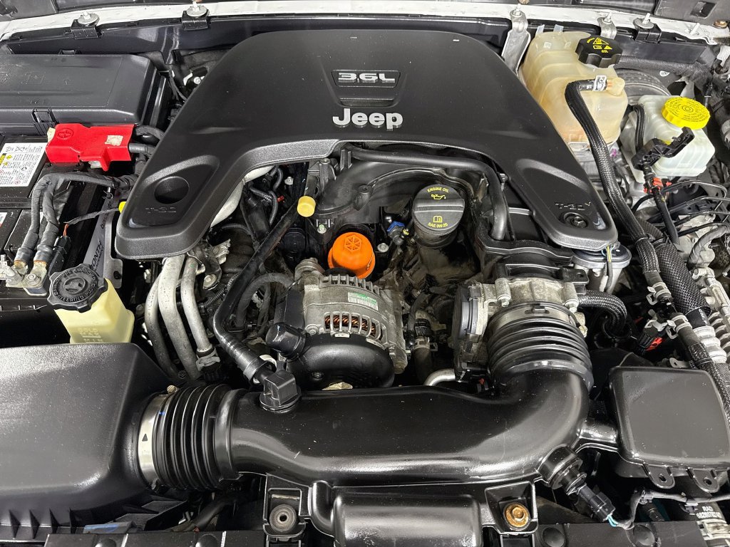 Used 2019 Jeep Wrangler Unlimited Sport S AWD/4WD image 32
